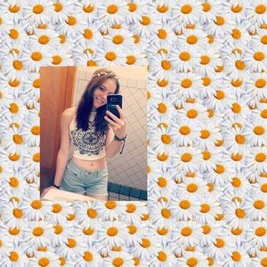 Meet your Posher, Selena