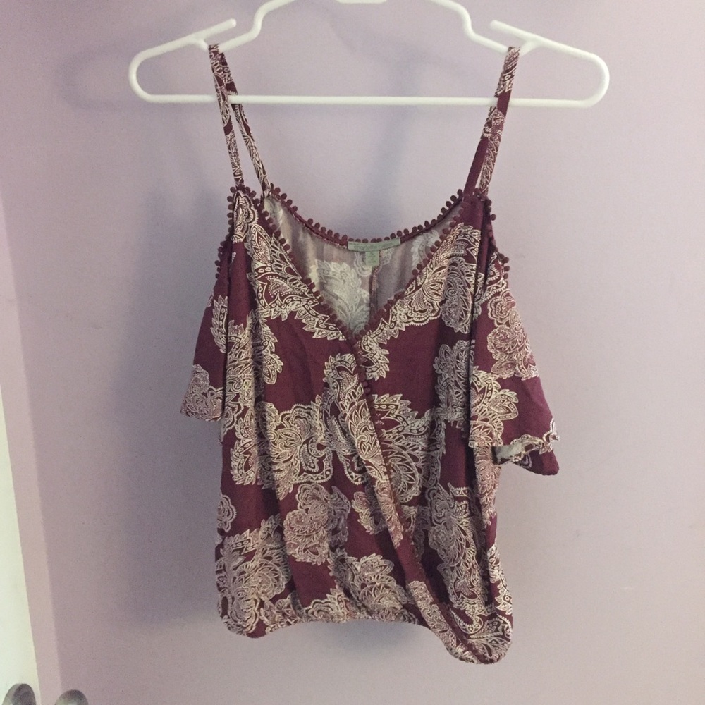 Burgundy Cold-Shoulder Short Sleeve