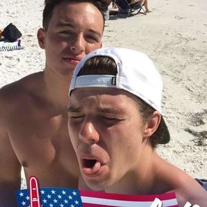 Meet your Posher, Sean