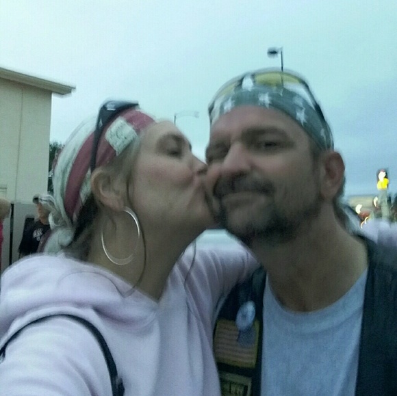 Meet your Posher, Lisa - Picture 3 of 6