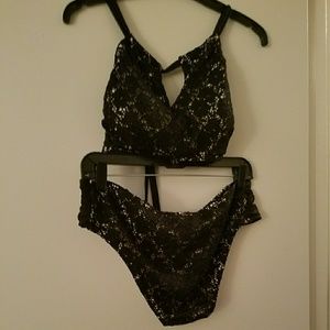 Lace bikini