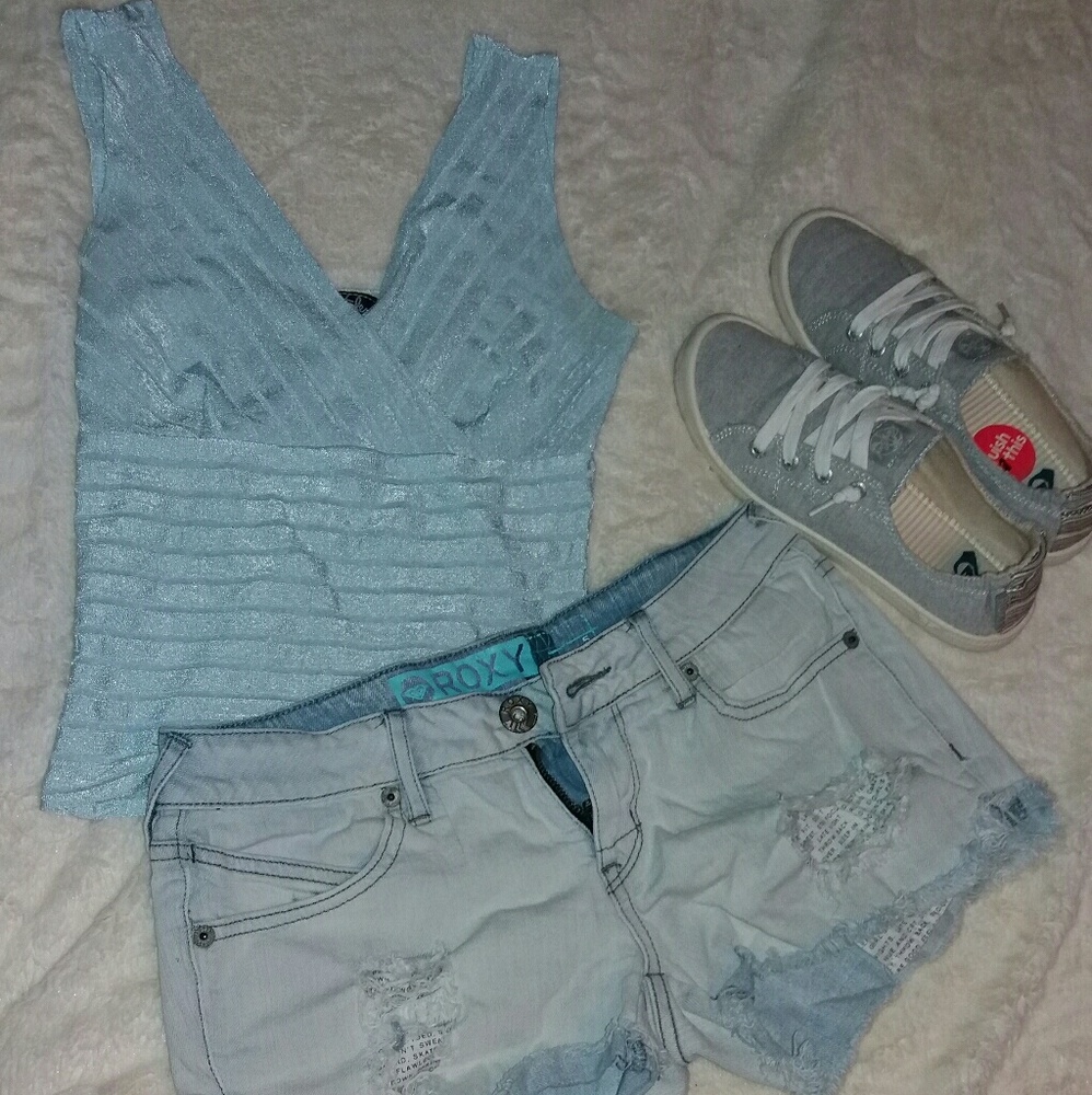 Light blue tank top