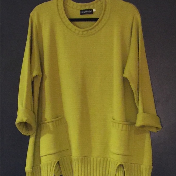 LILY WHITE by ACCONDA SWEATER - Picture 2 of 5