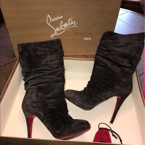 Louboutin Piros 120 Ruched Suede