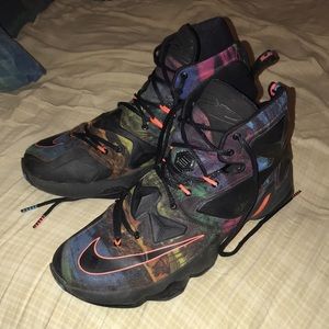 Nike lebrons size 12