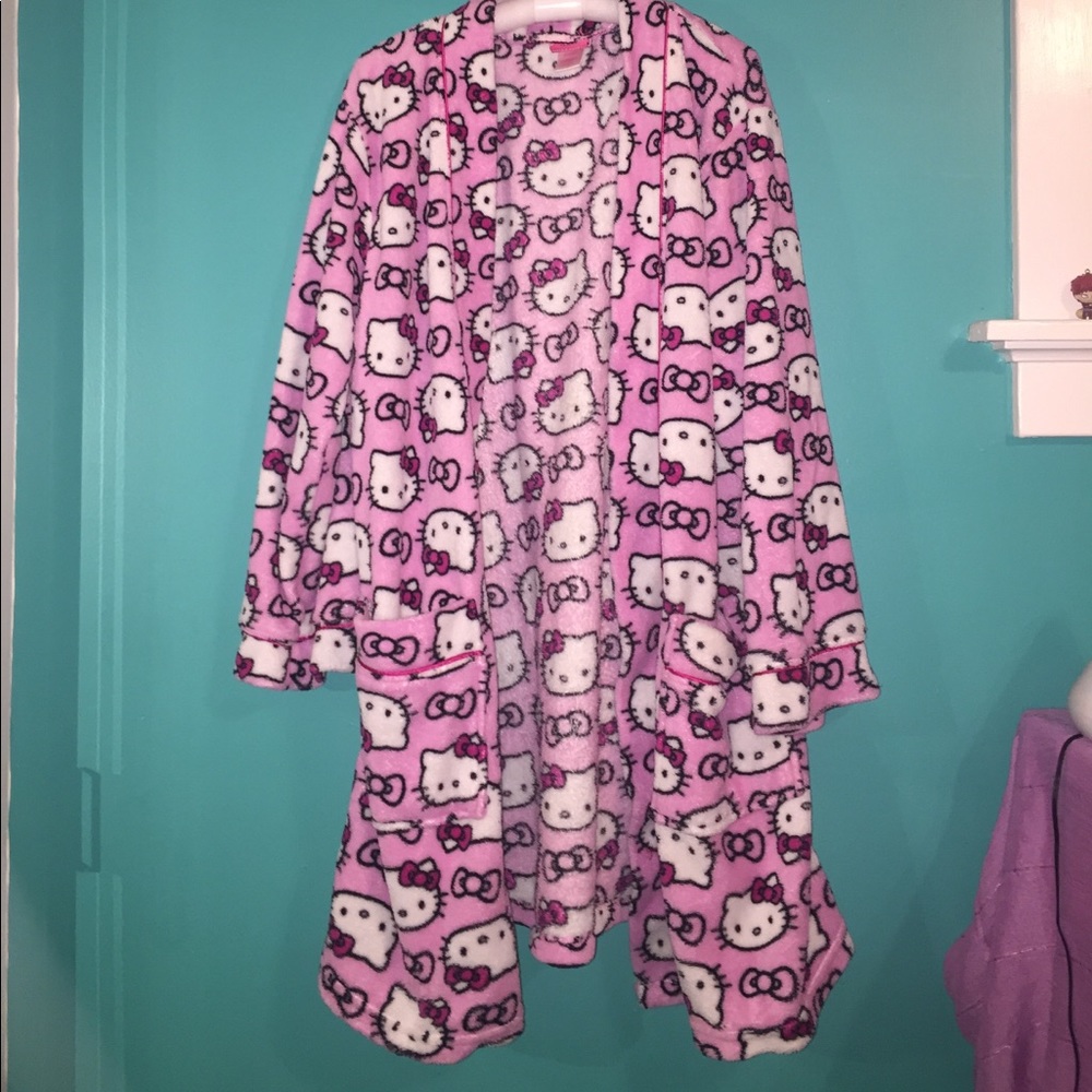 Hello Kitty Robe 🎀