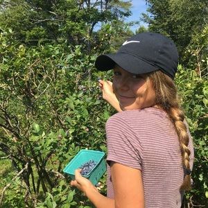 Meet your Posher, Nellie