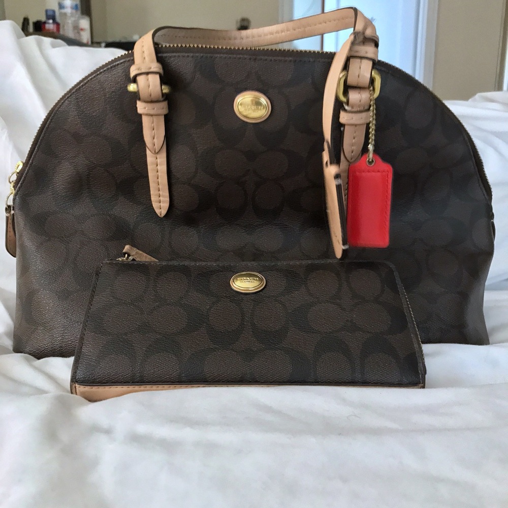 100% Authentic Coach Purse and Wallet