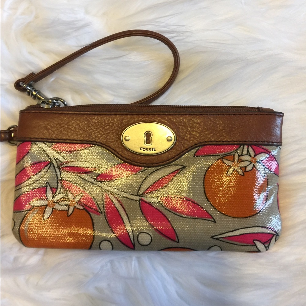 Fossil wristlet with floral print