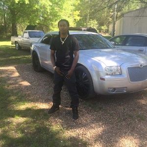 Meet your Posher, Travis