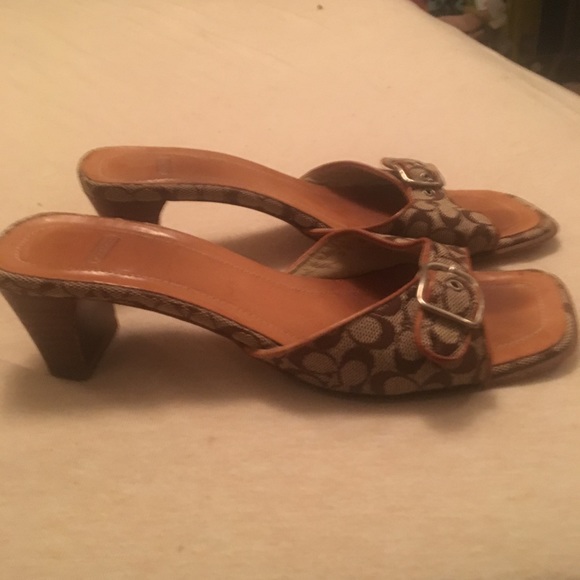 Authentic Coach peep toe heels - Picture 2 of 3
