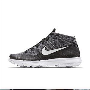 Nike Flyknit Chukka golf shoes