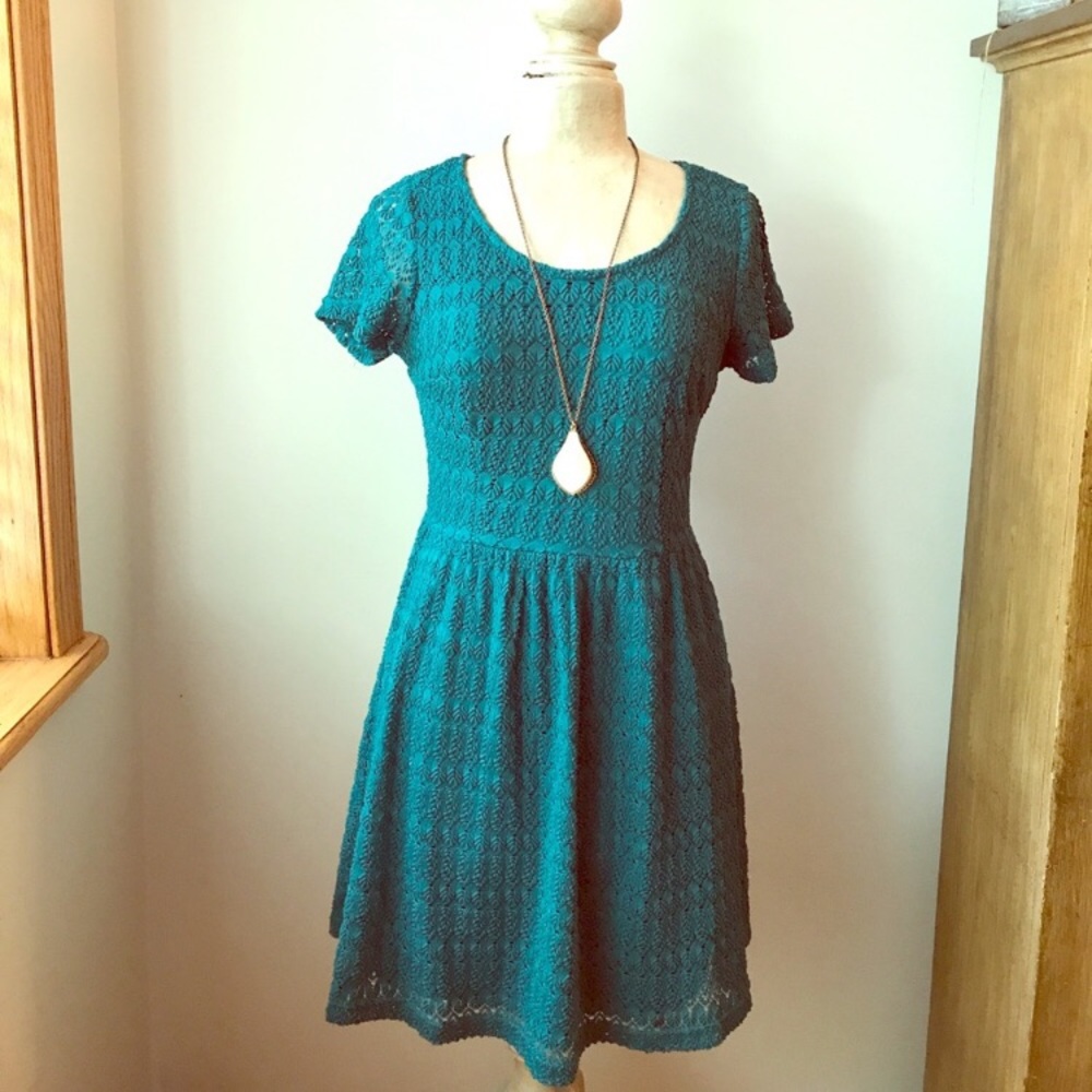 Francesca's short sleeve dress