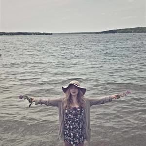 Meet your Posher, Emilie