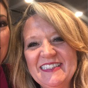 Meet your Posher, Renee