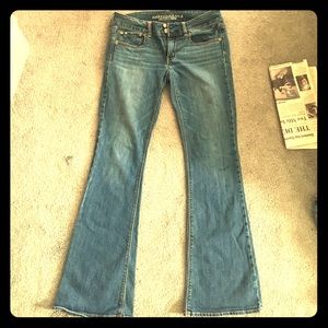 American Eagle Size 6 Artist Jeans