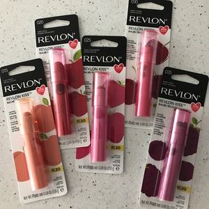 ⭐️SOLD⭐️Revlon lip balms