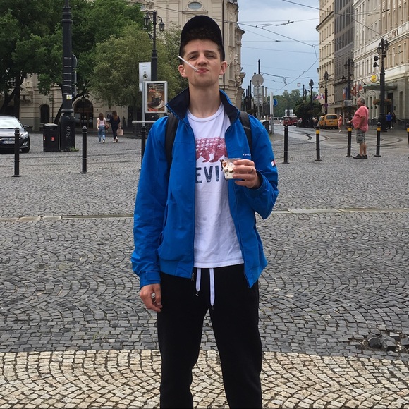 Meet your Posher, Nathan - Picture 1 of 1