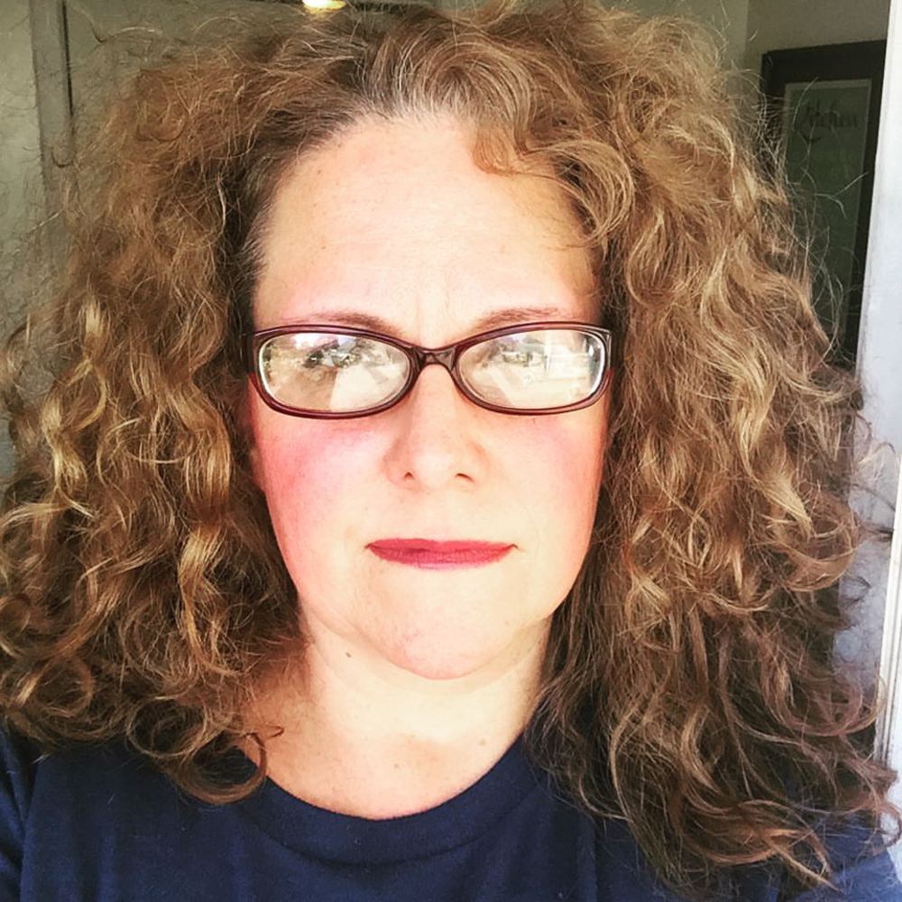 Meet your Posher, Lena