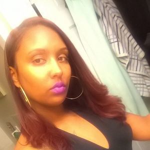 Meet your Posher, Carida