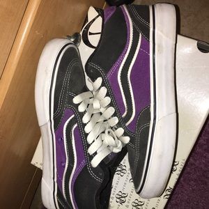 VANS off the wall