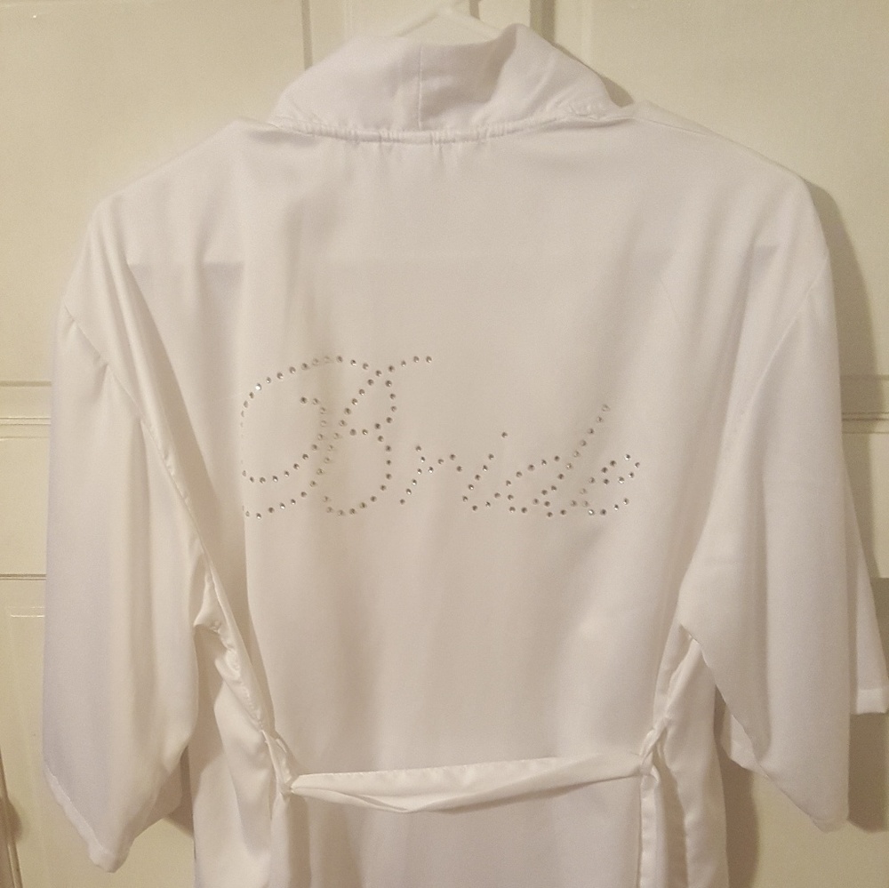 White Bridal Robe - Picture 6 of 7