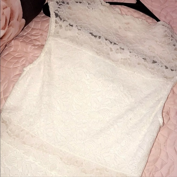 White Lace Romper (M) - Picture 3 of 4