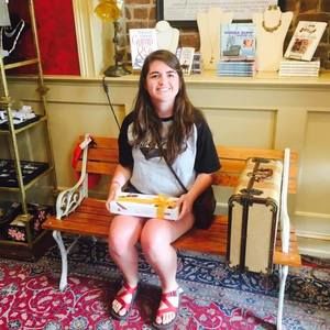 Meet your Posher, Michele