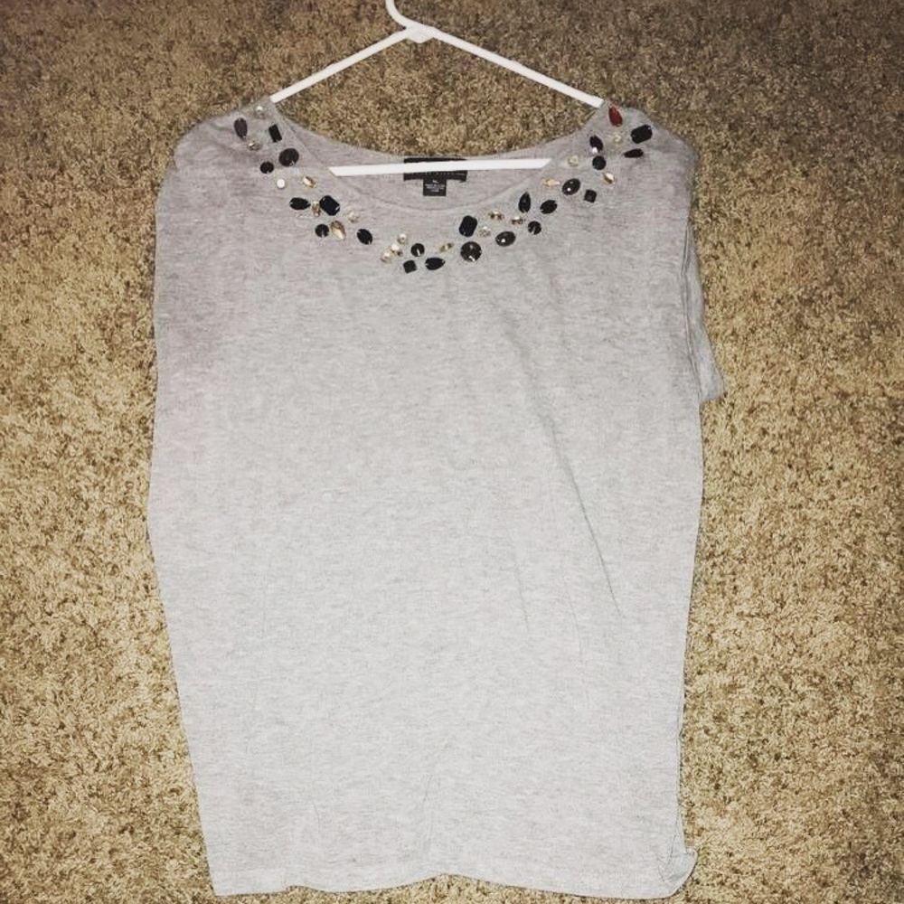 Beaded neckline flowy shirt