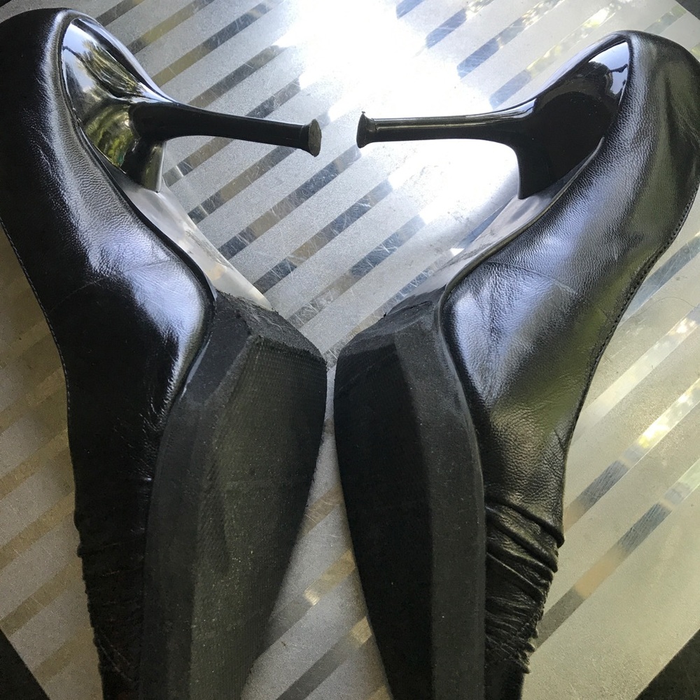 Shoes - Picture 3 of 6
