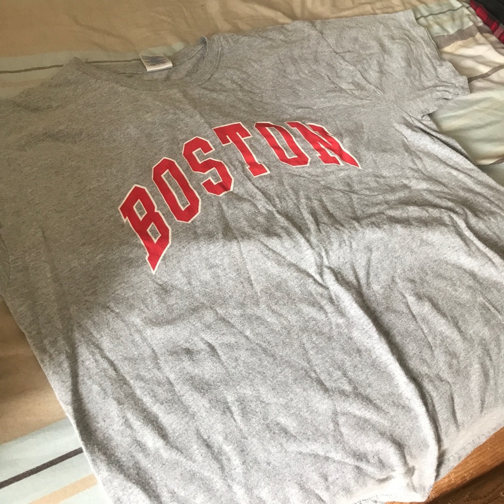 Large BOSTON t-shirt