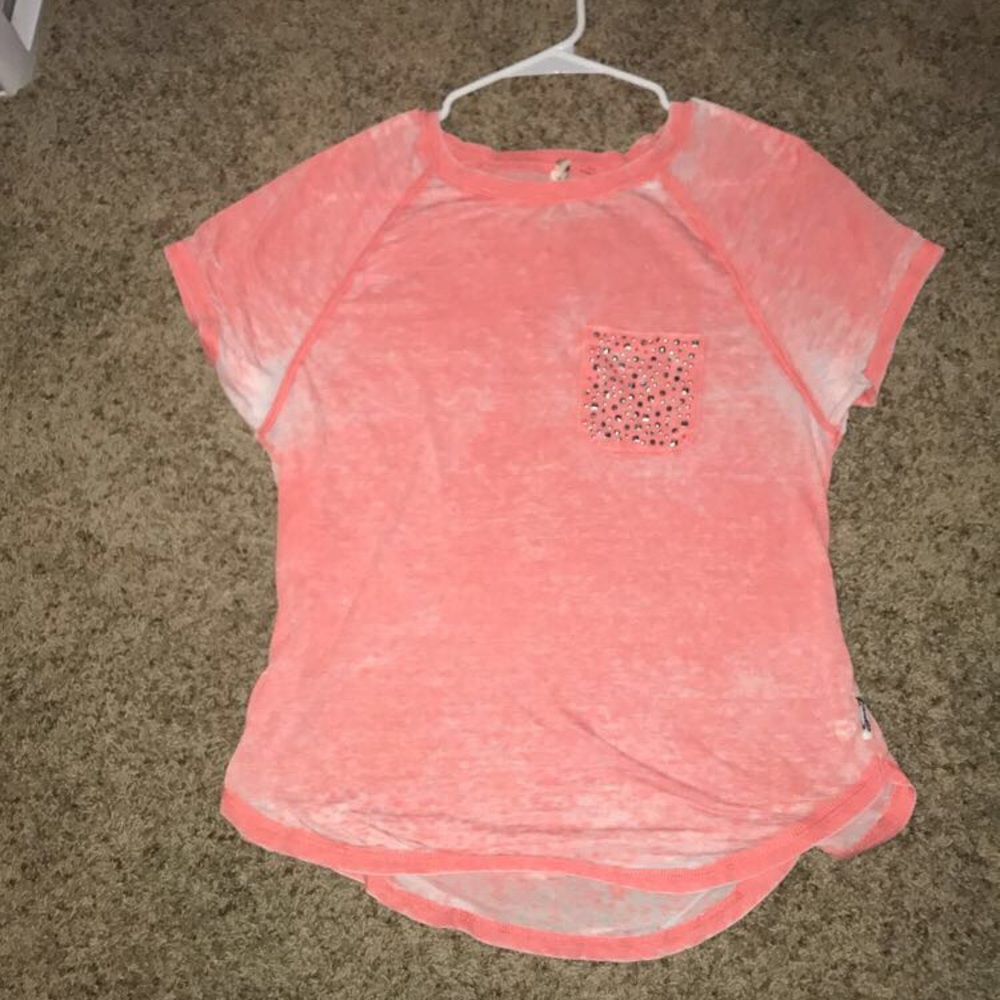 Salmon tshirt with frocket. Worn twice.