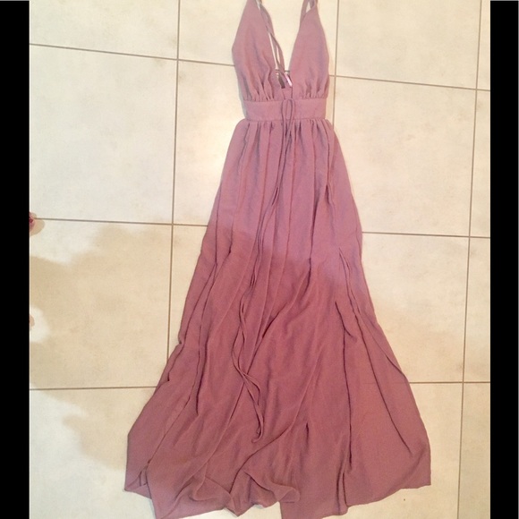 Beautiful dress❤️ - Picture 1 of 4