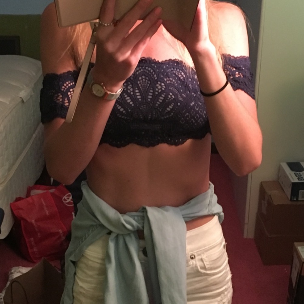 Like new navy Victoria's Secret bralette