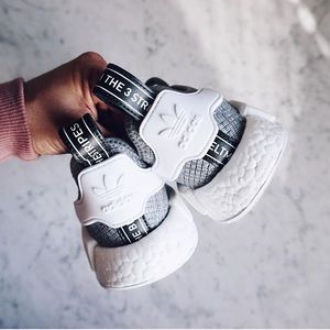 •sold• Adidas NMD r1 Glitch
