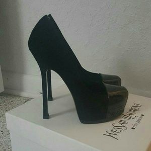 Yves Saint Laurent Heels