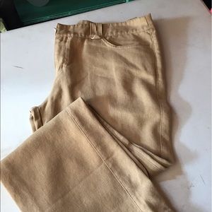 Woman's Patagonia Pants