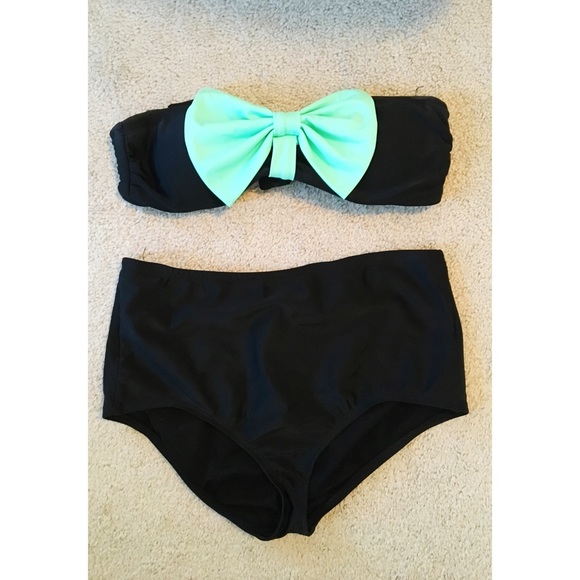 SOLD • 🌸Mix&Match Swimsuit Set🌸 - Picture 4 of 5