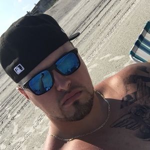 Meet your Posher, Nick