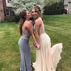 Meet your Posher, Emma