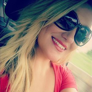 Meet your Posher, Mandi