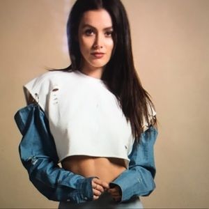 White crop top with denim sleeves