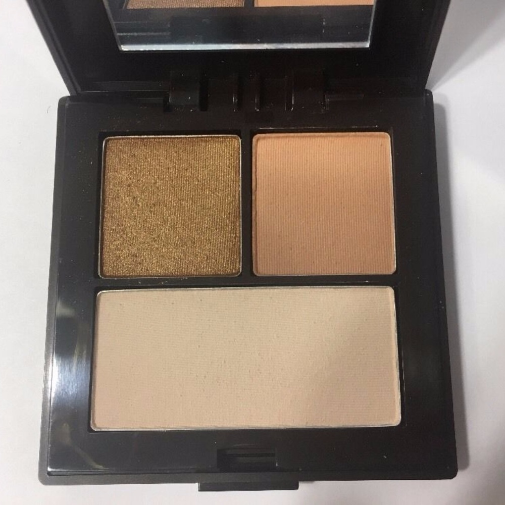 Laura Mercier Eye Color Trio Eyeshadow Nudes Beige