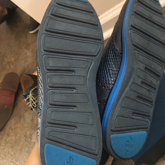 Cole Hann blue snake skin oxfords