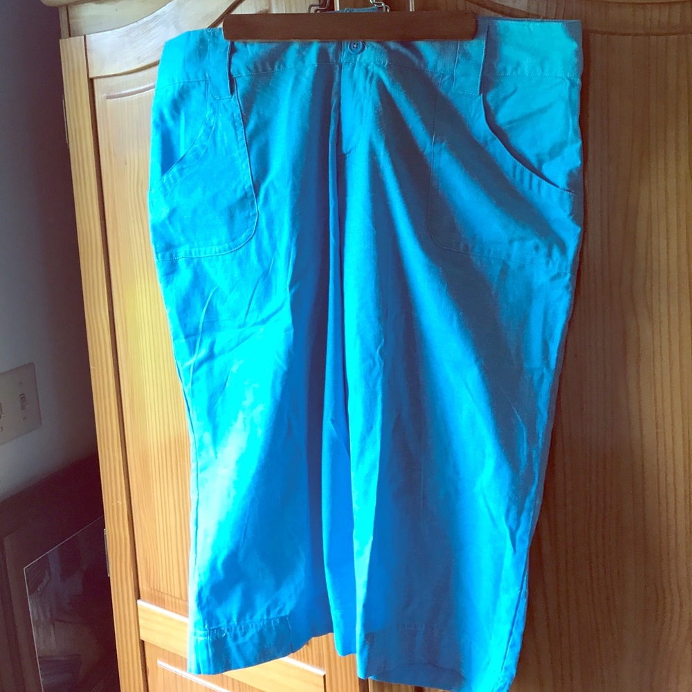 Turquoise  cotton capris