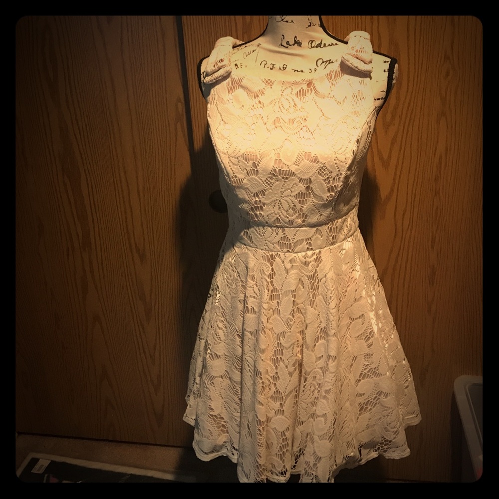 Creme lace skater style dress