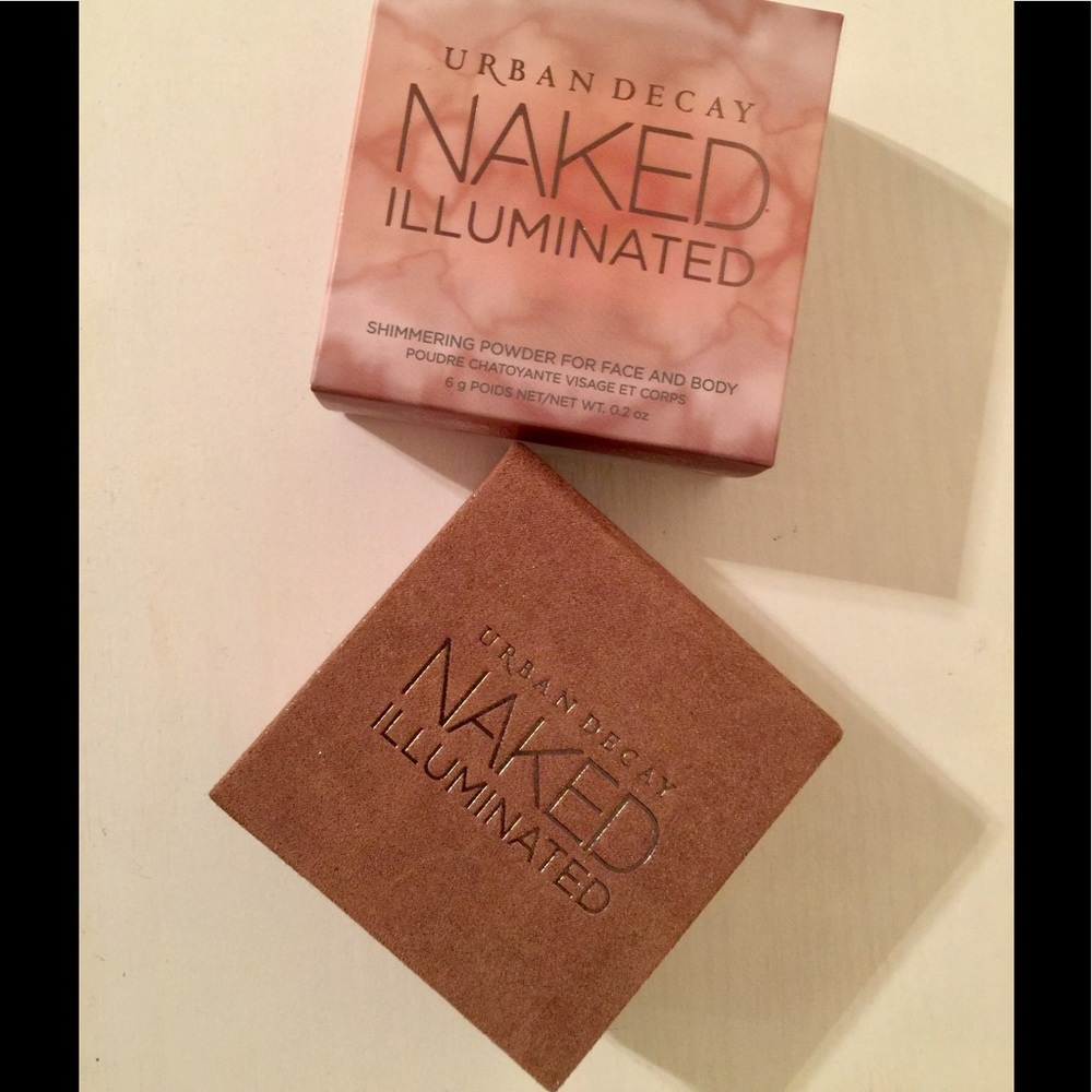 Urban Decay Illuminated Shimmering Powder- Aura - Picture 2 of 8