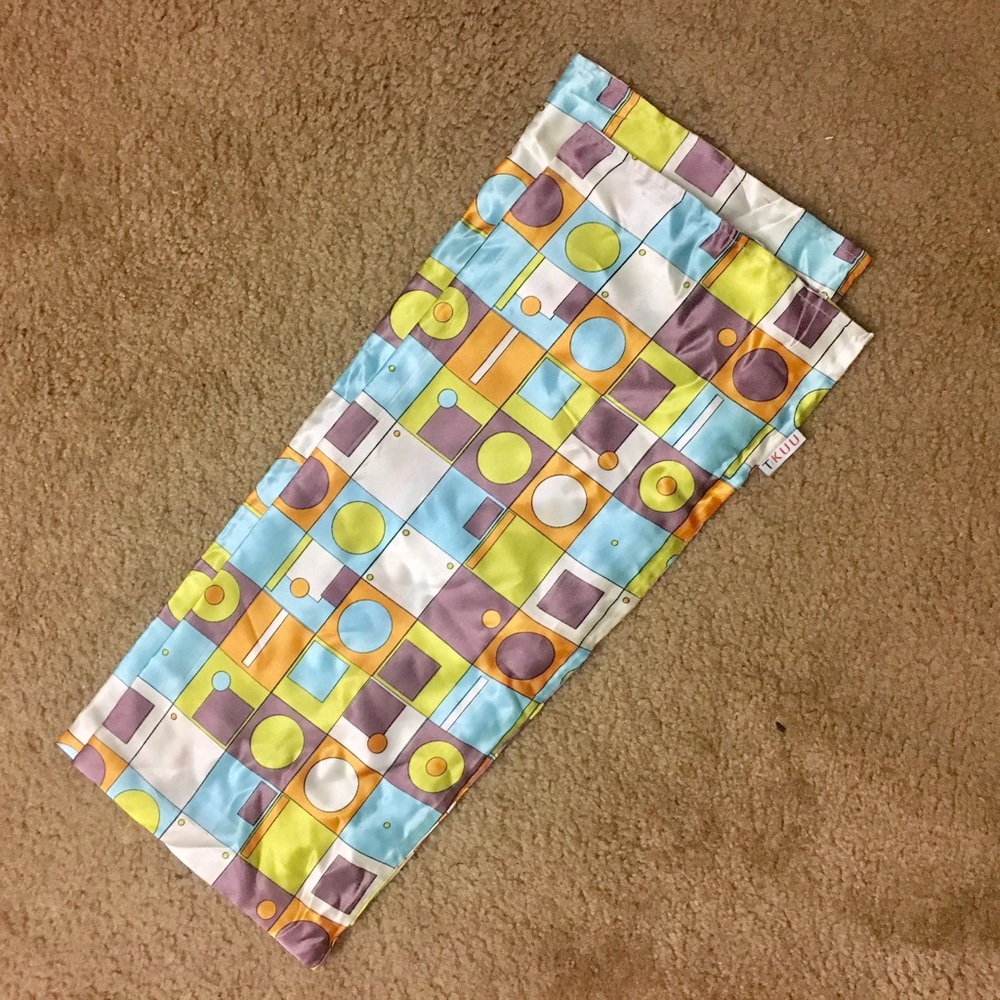 🐾👘 Japanese TKUU Silk Scarf