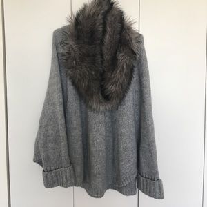 Michael Kors removable faux fur trim poncho