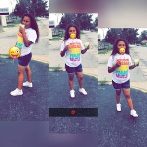 Meet your Posher, Michiee